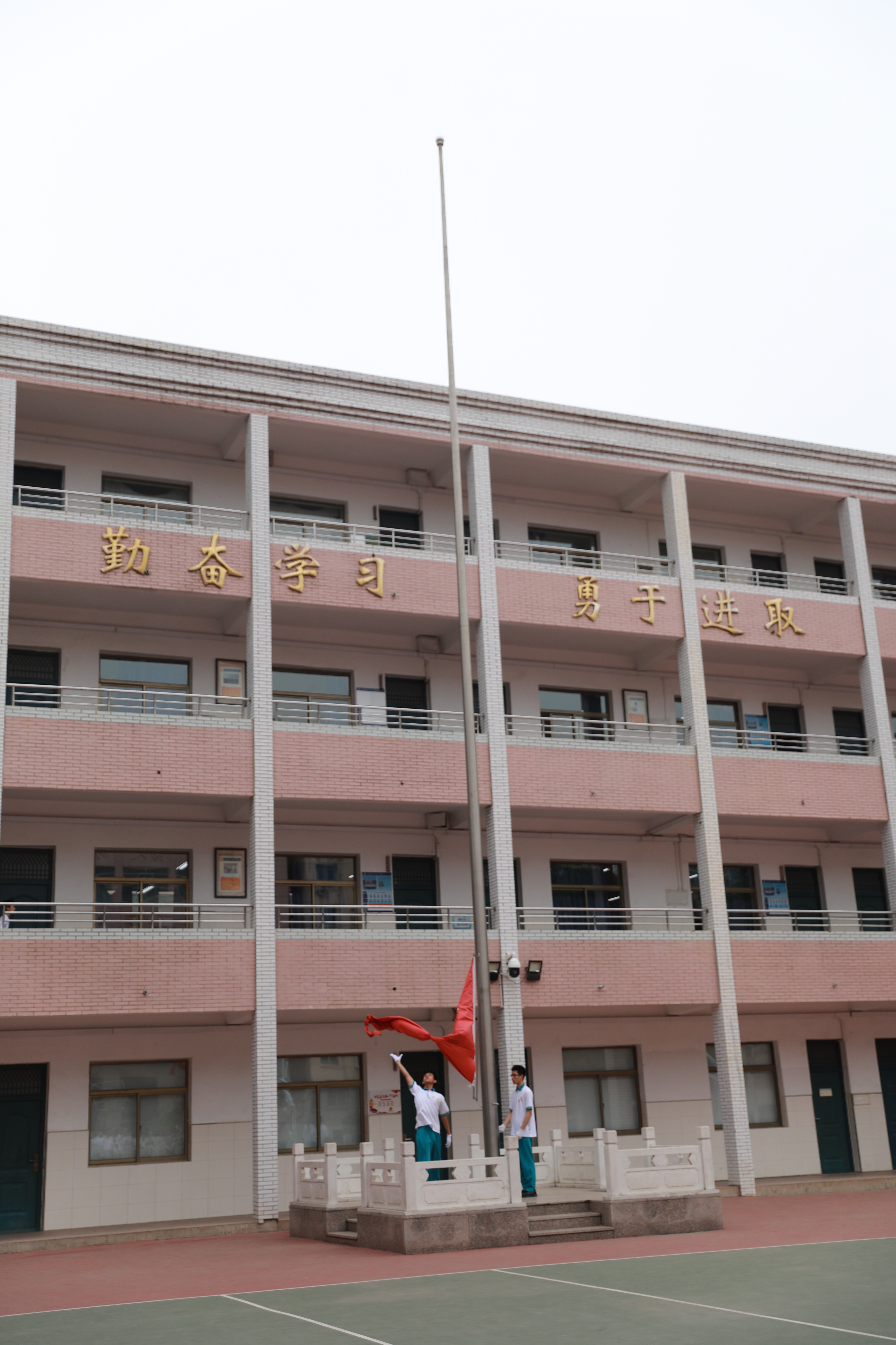 升旗.JPG